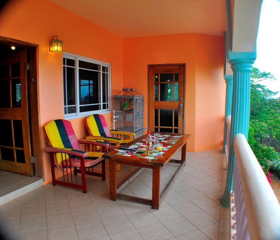 Jah Freedom Hotel Negril Exterior foto