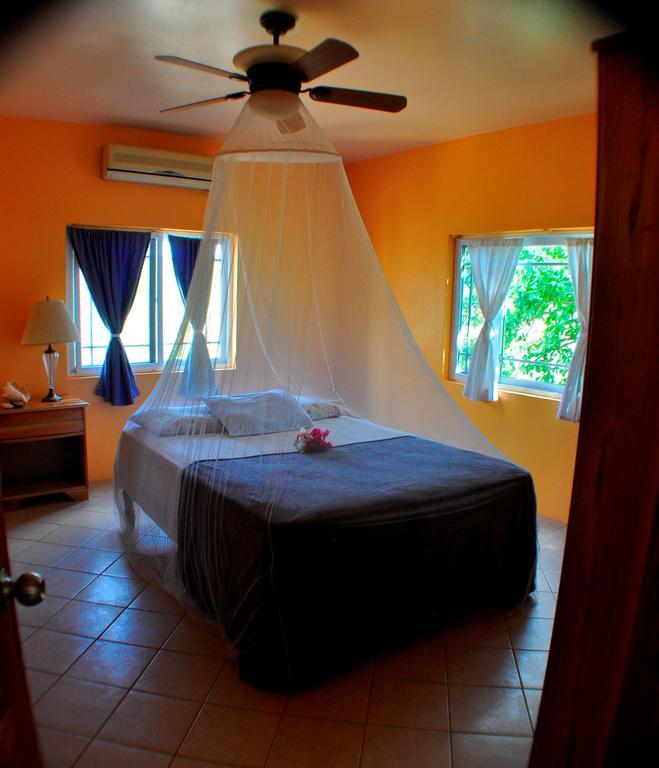 Jah Freedom Hotel Negril Exterior foto