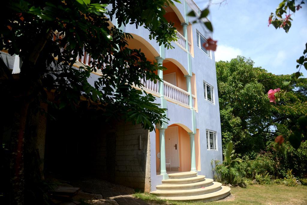 Jah Freedom Hotel Negril Exterior foto